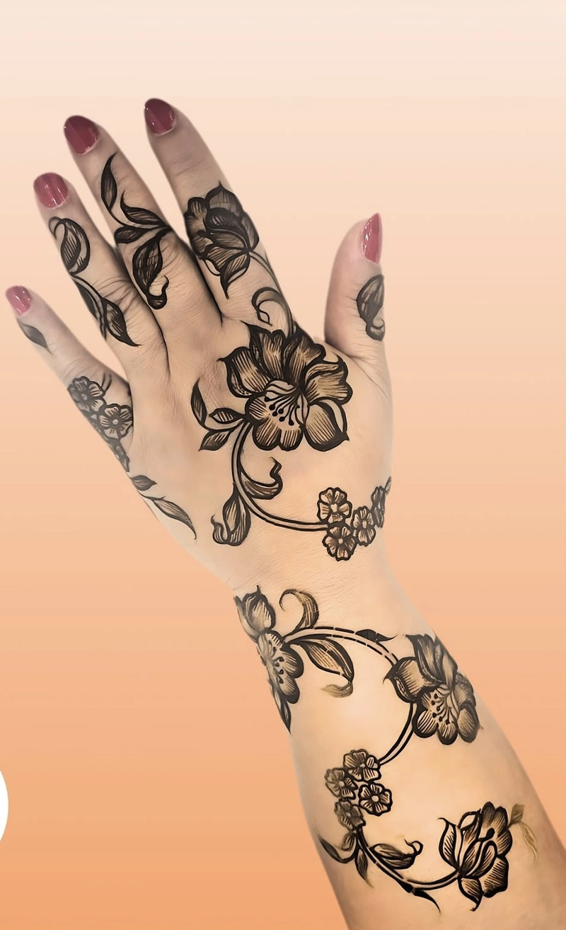 3d mehndi design back hand bridal