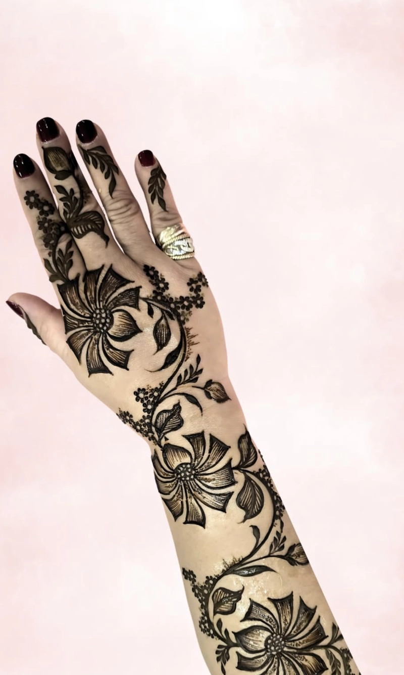 3d mehndi design back hand full hand_