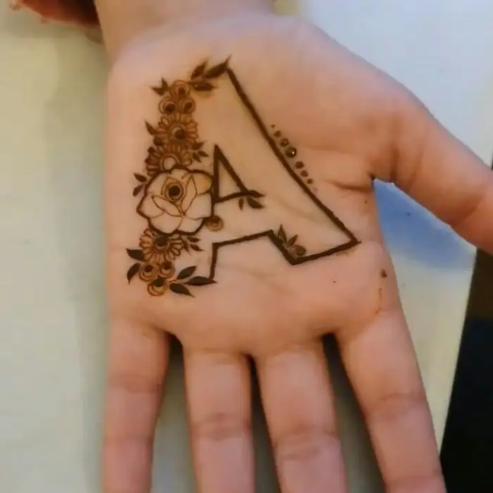 a mehndi design photo
