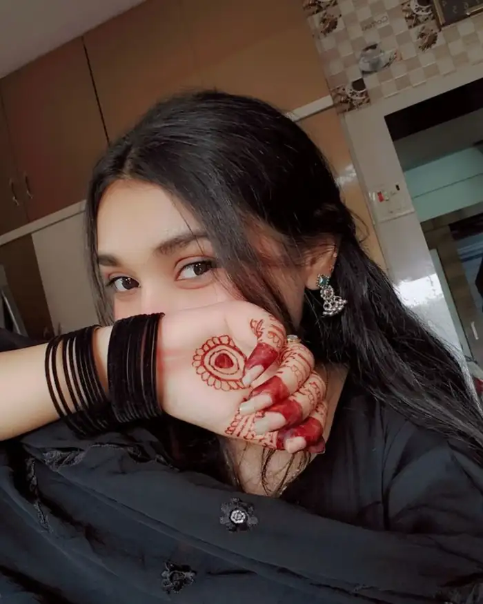 aesthetic love dp for instagram