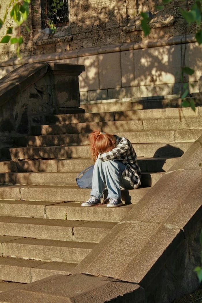 alone girl dp