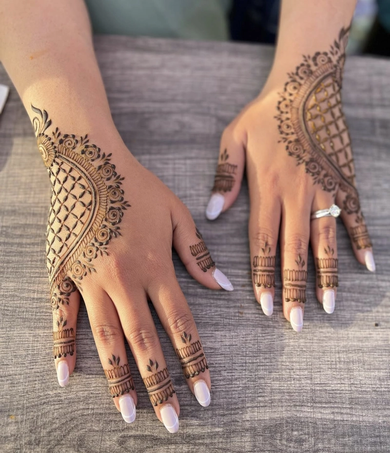 back hand checks mehndi design_checks mehndi design back hand