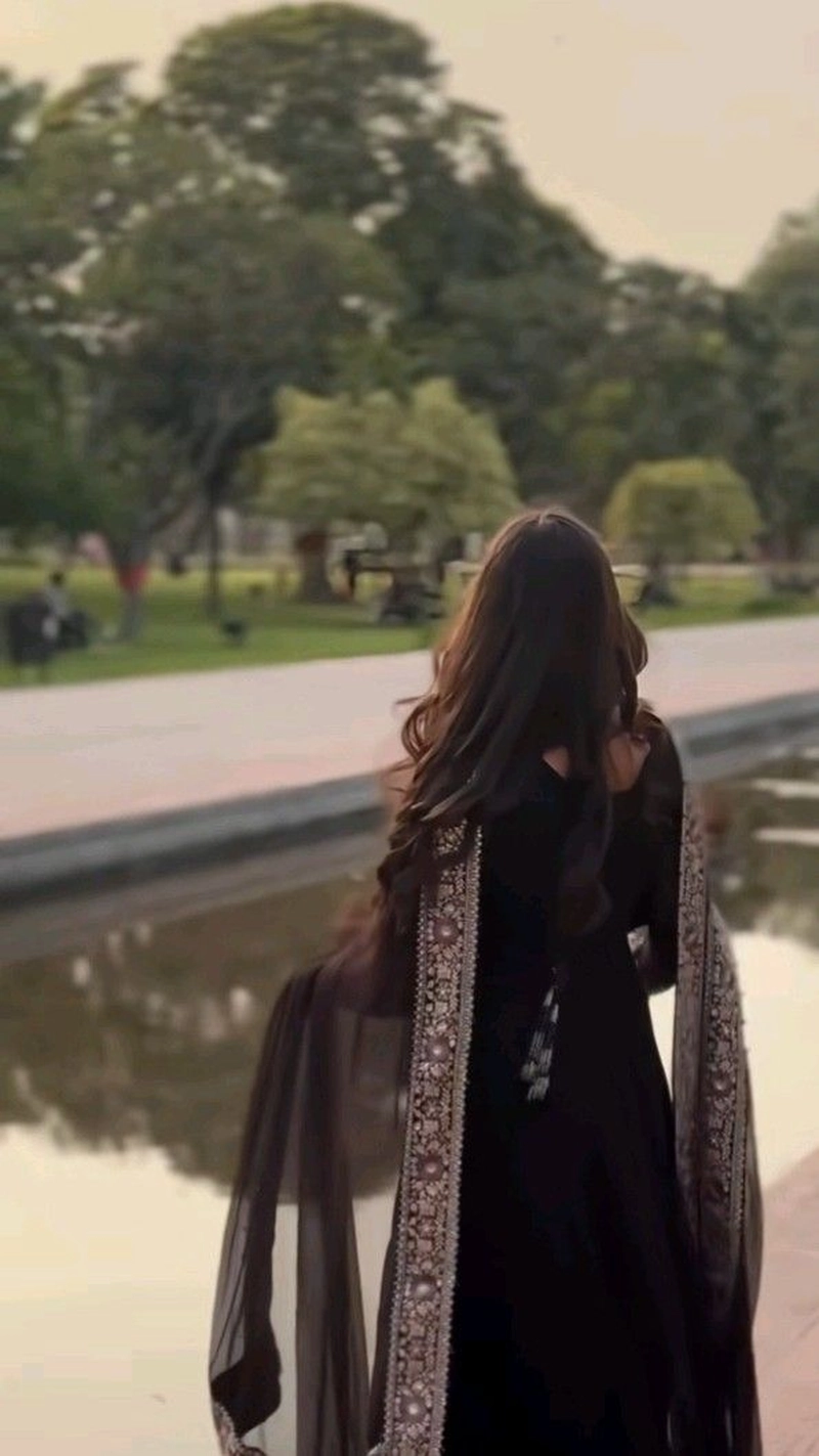black suit punjabi girl image