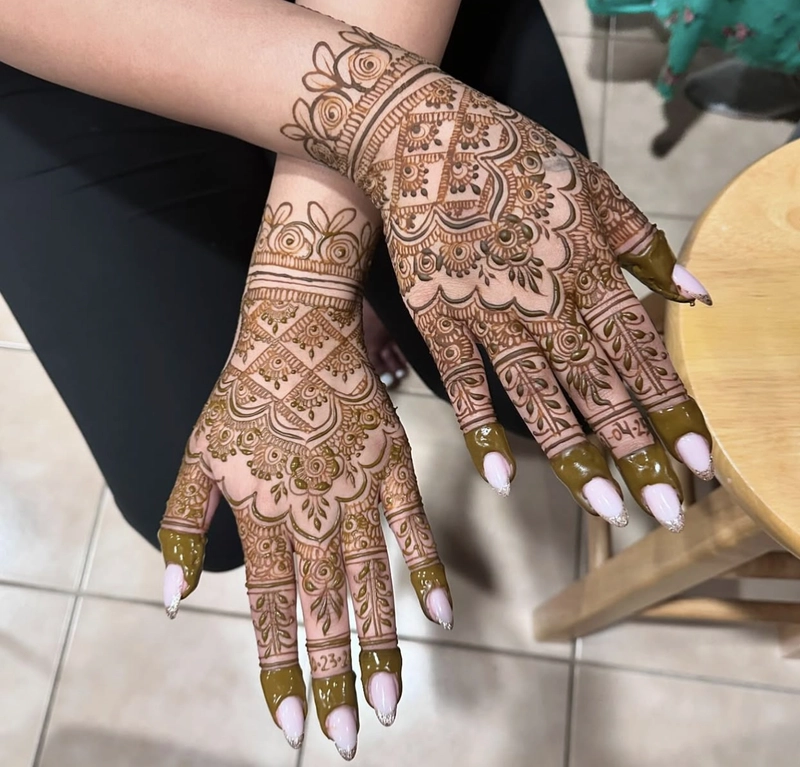 bridal jaal mehndi design