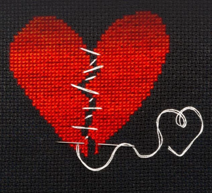 broken heart dp in whatsapp