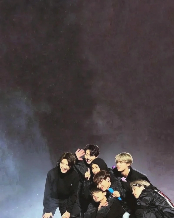 bts logo pics for dp