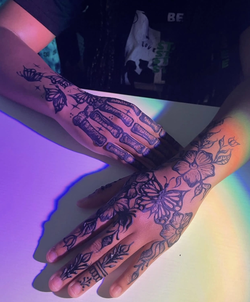 butterfly mehndi design easy