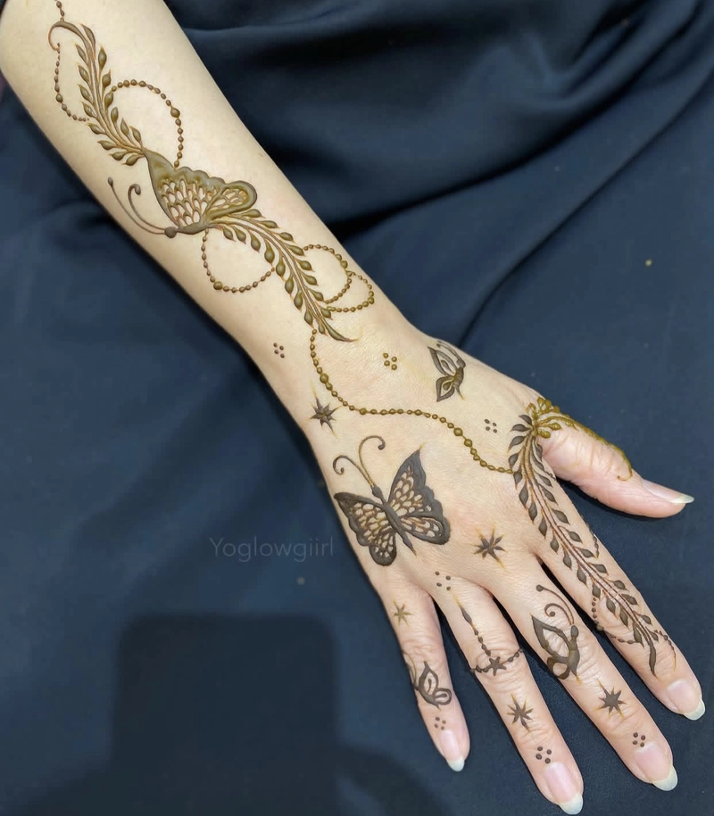 butterfly mehndi design for front hand