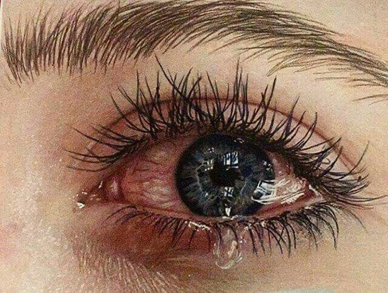 crying eyes dp