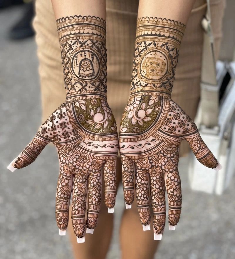 dog foot mehndi design