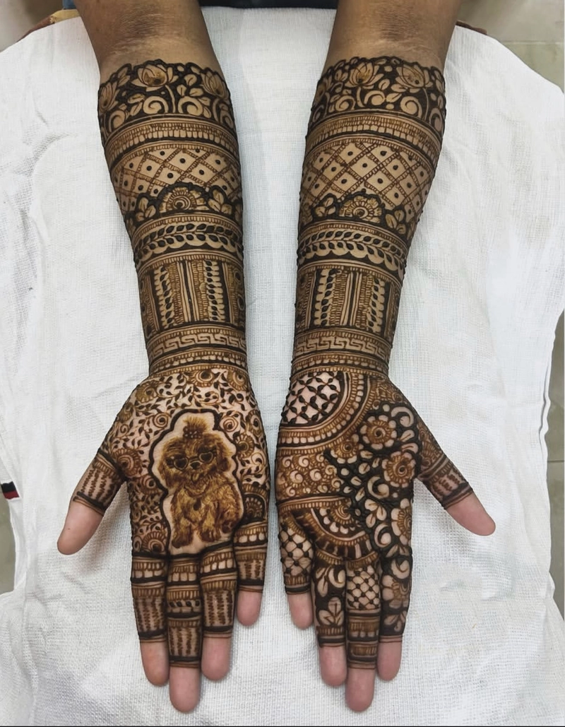 dog lover mehndi design photos