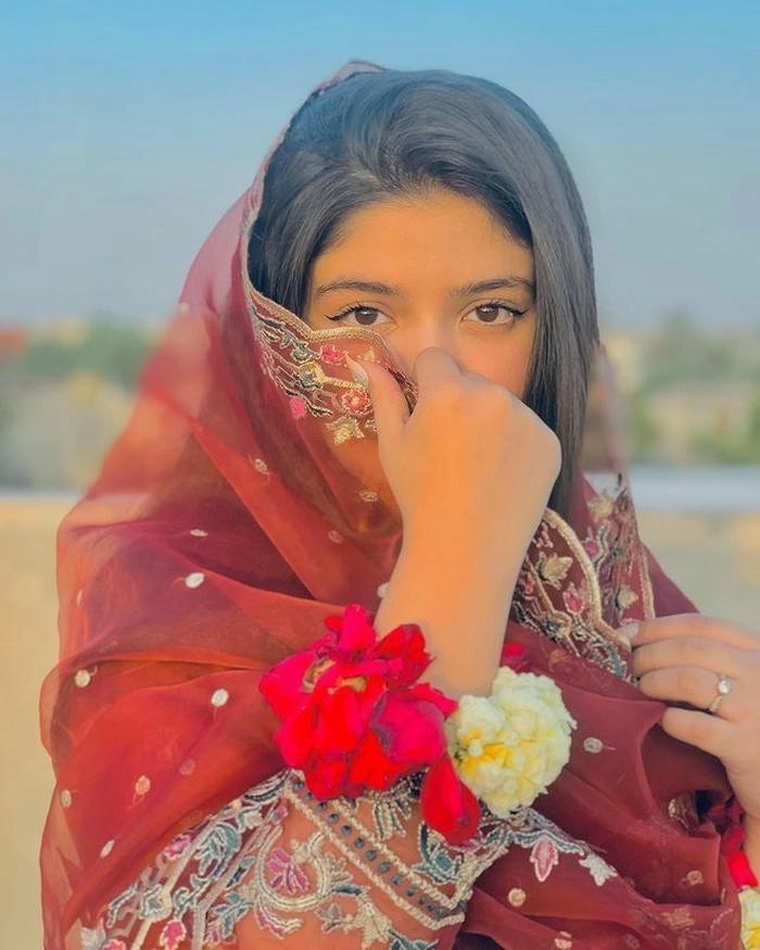 face hidden dp for girl