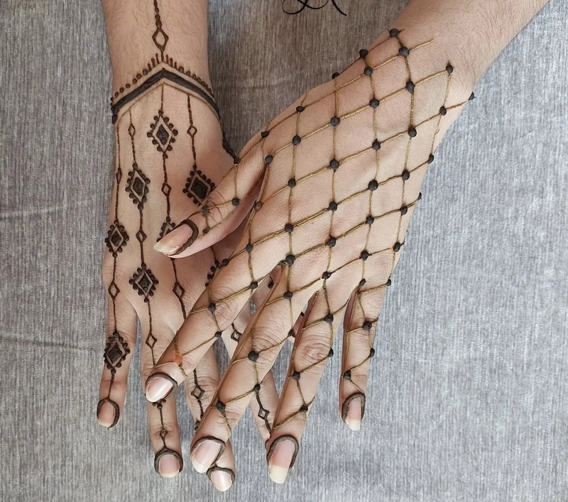 finger jaal mehndi design
