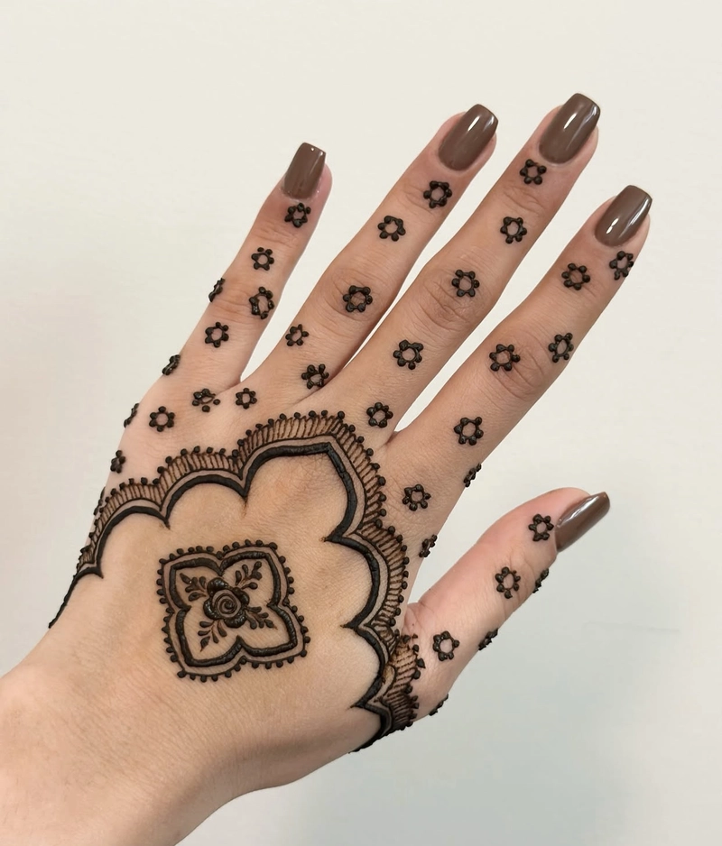 floral mehndi simple mehndi design back hand