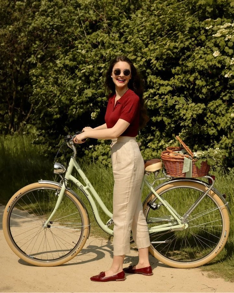 girl pic simple dp for instagram