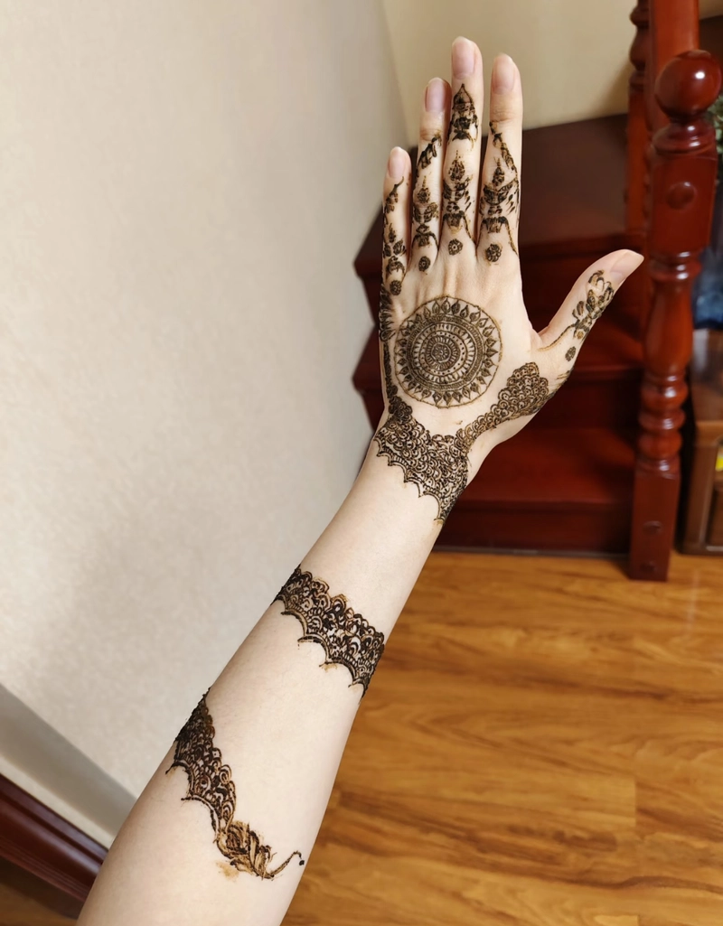 gol mehndi design photo arabic
