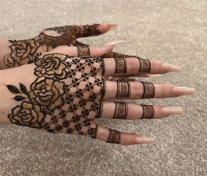 jaal mehndi design back hand easy