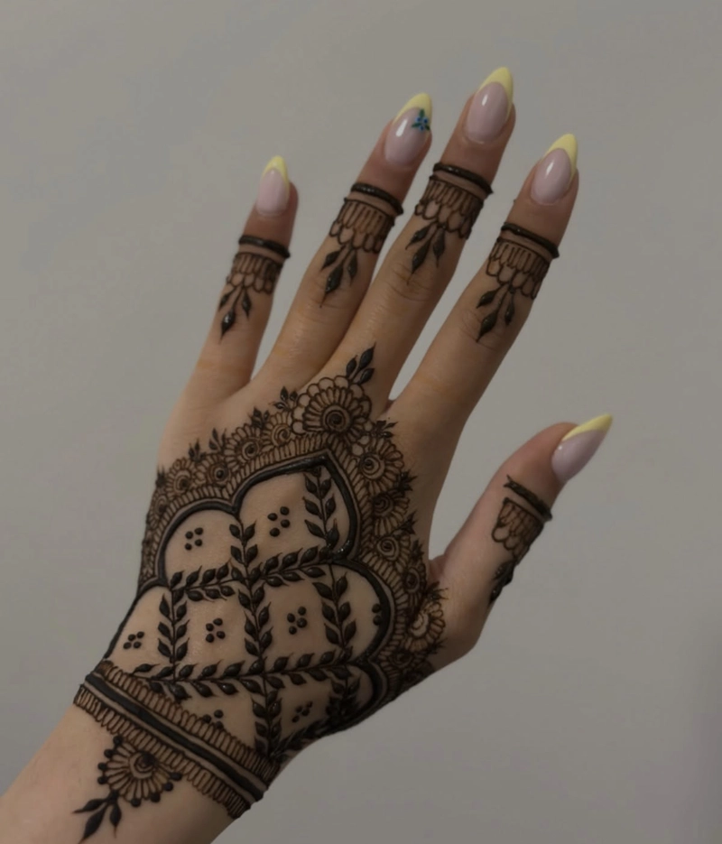 jaal mehndi design back hand