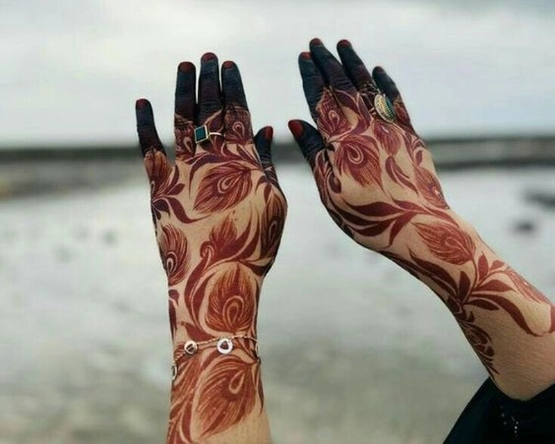 janmashtami mehndi design full hand simple