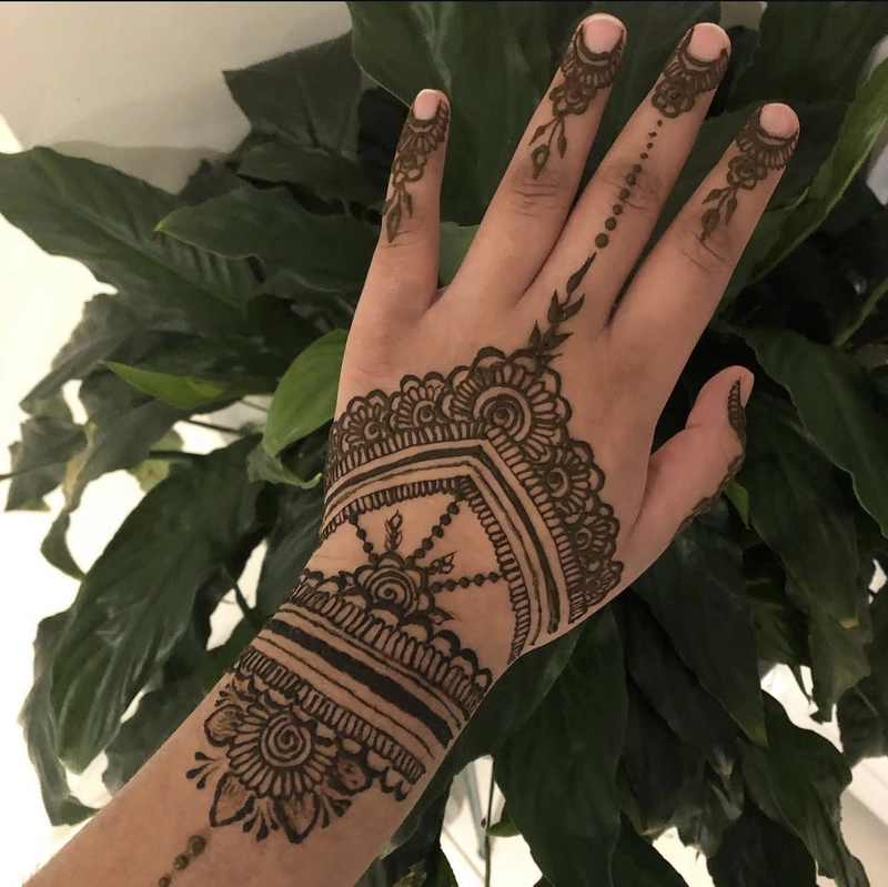 jewellery mehndi design photo
