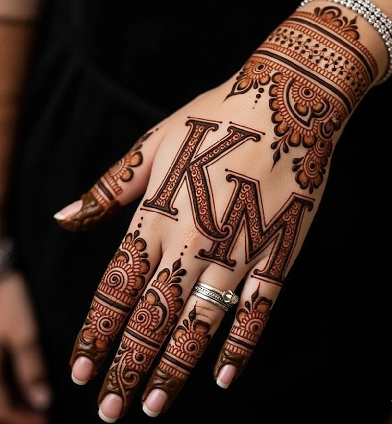 km name mehndi design