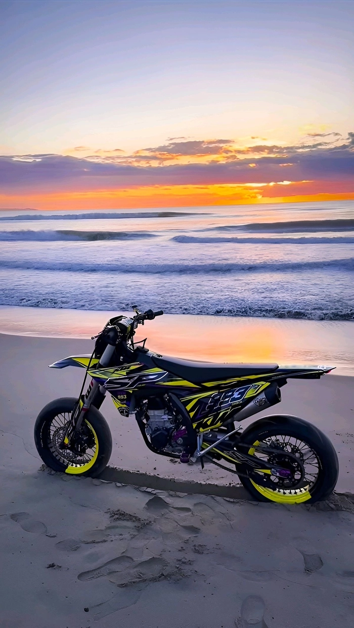 ktm whatsapp dp