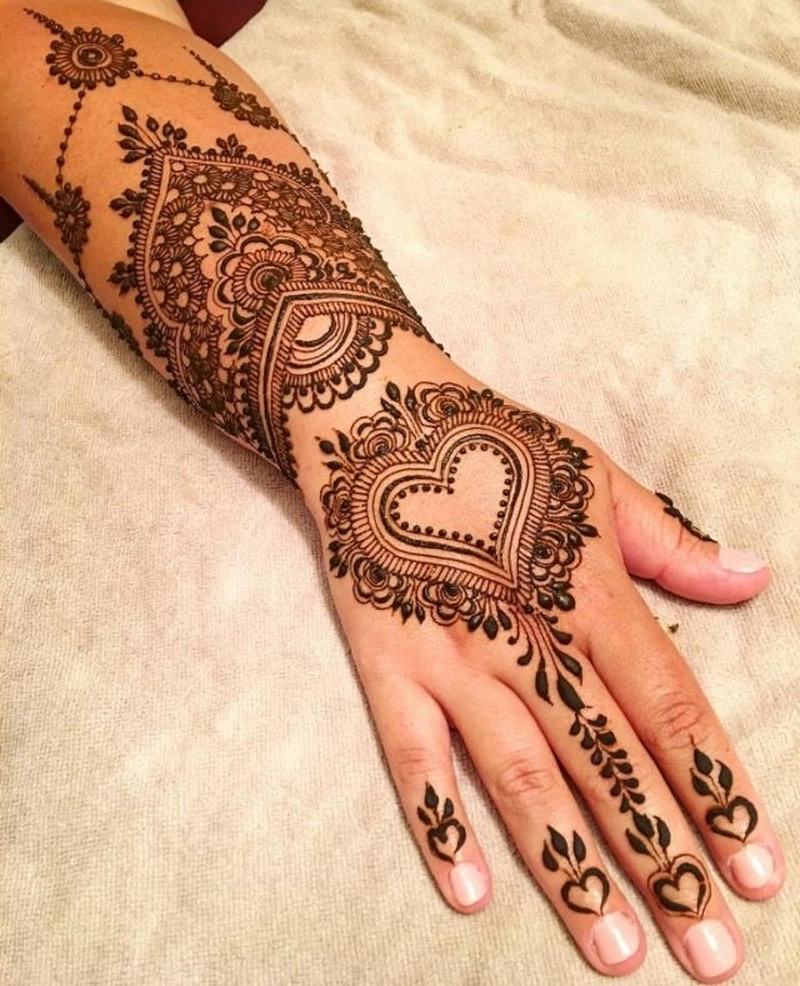 love mehndi design photo full hand