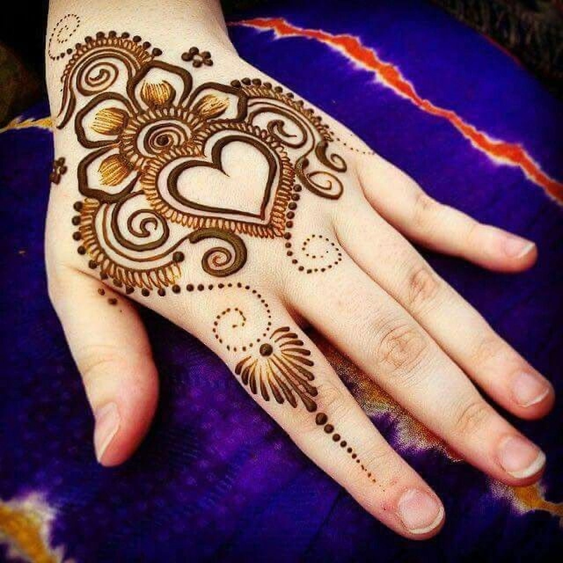 love mehndi photo
