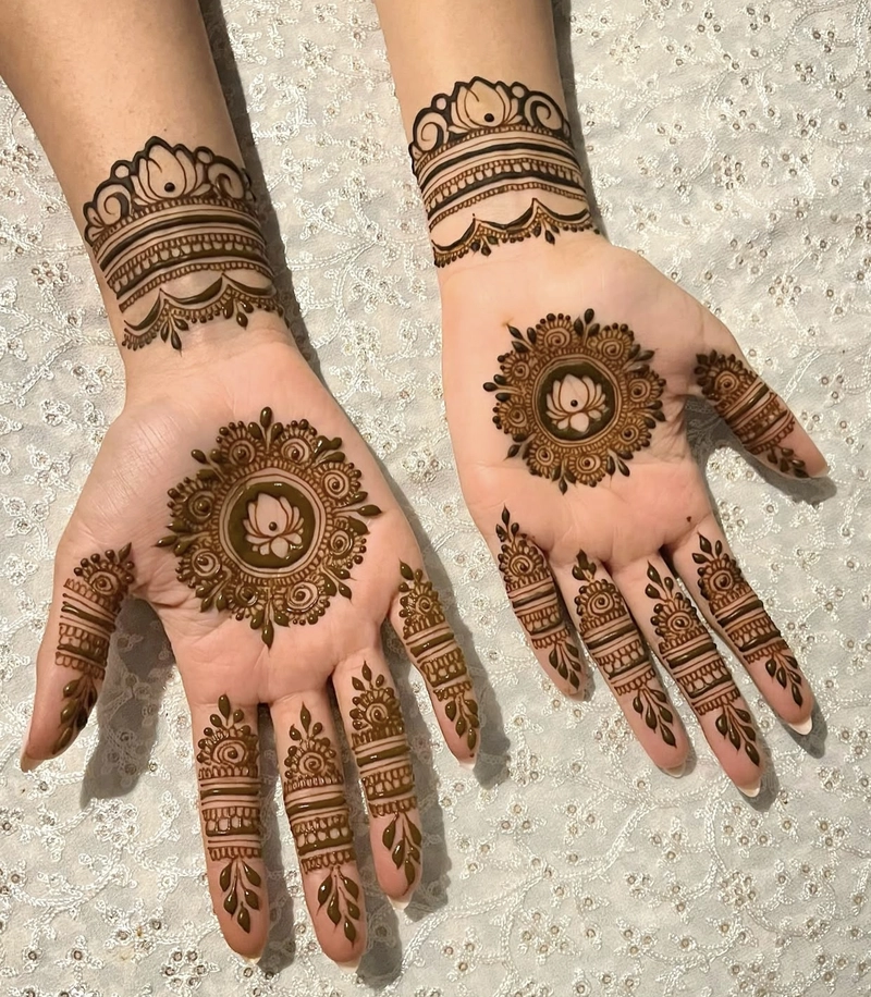 mehndi design front hand easy and simple