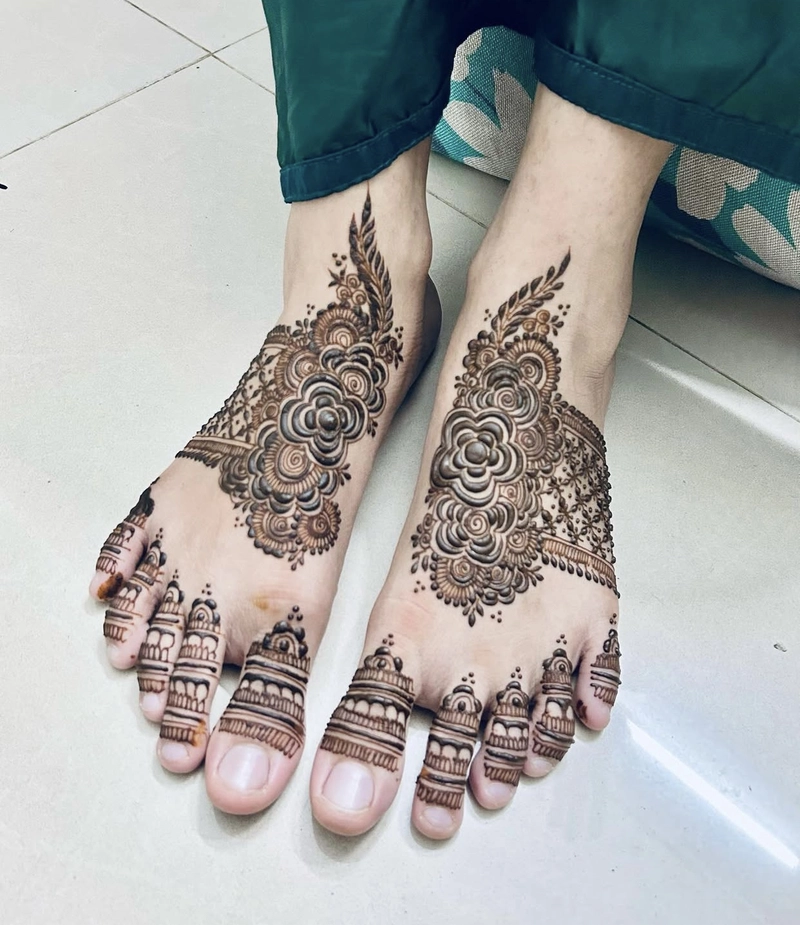 mehndi design pair ka dulhan simple