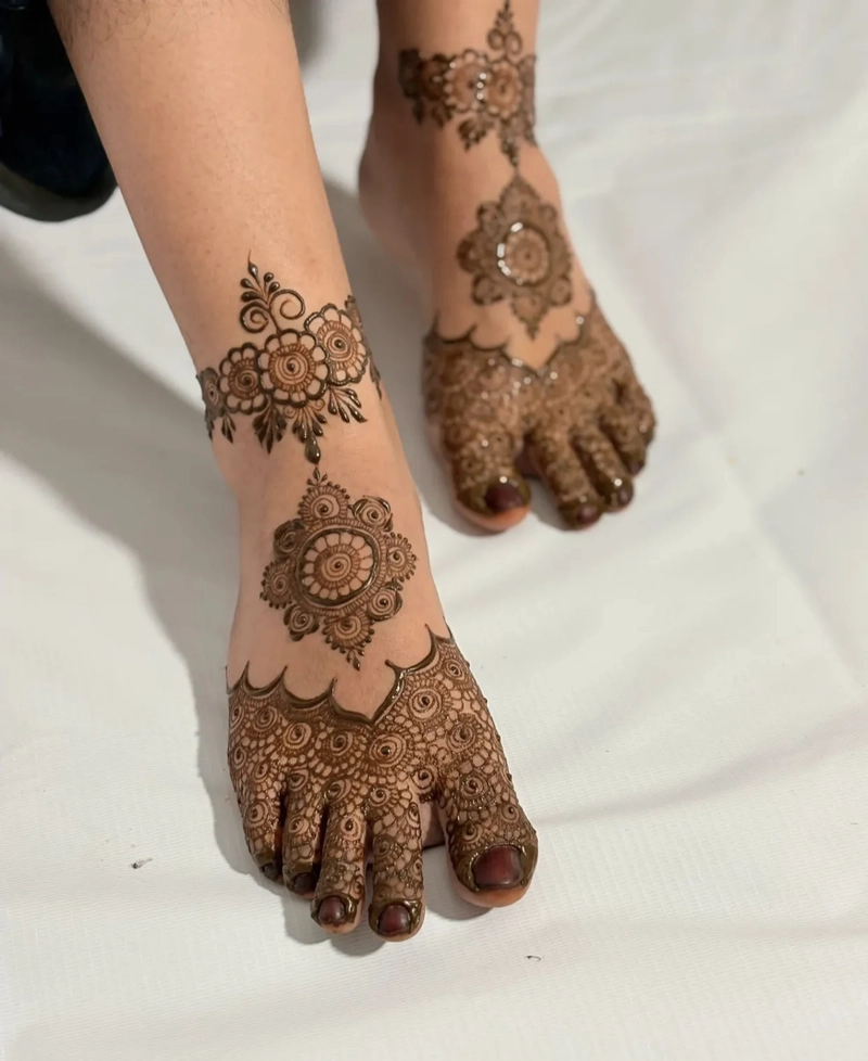 mehndi design pair kadulhansimple photo