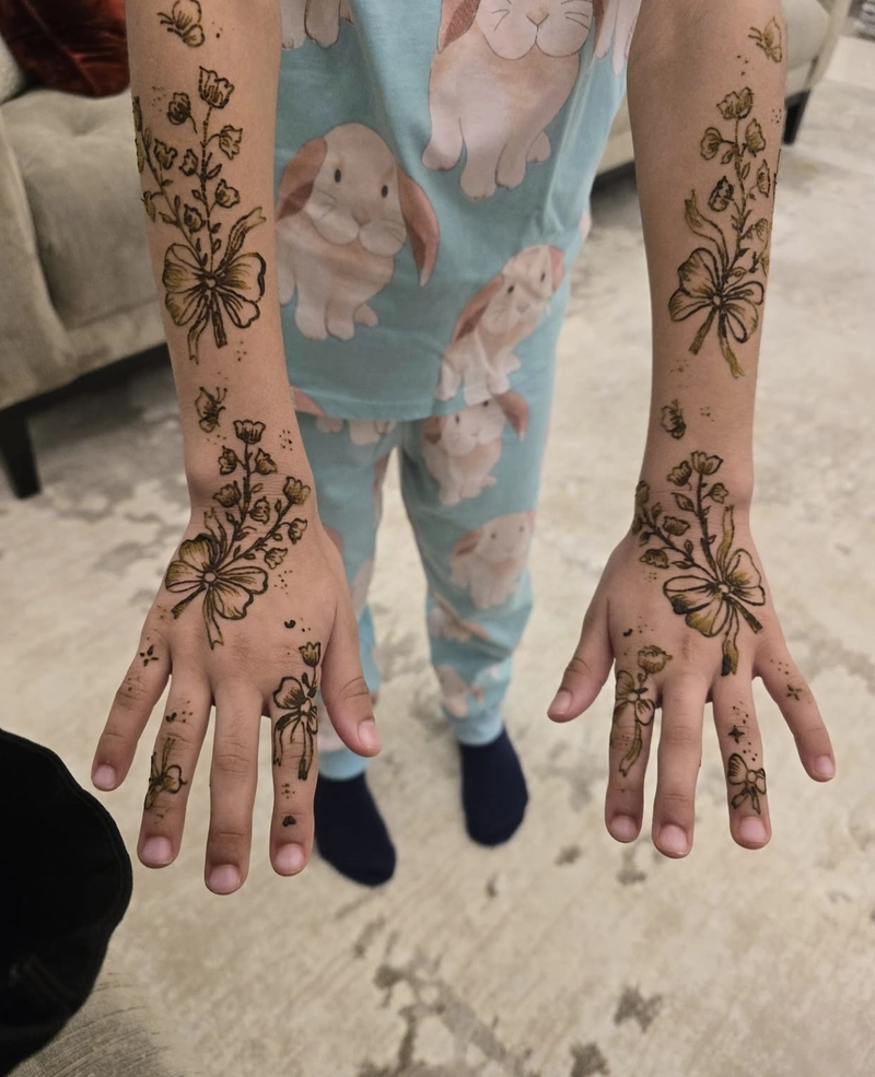 mehndi designs for small kids
