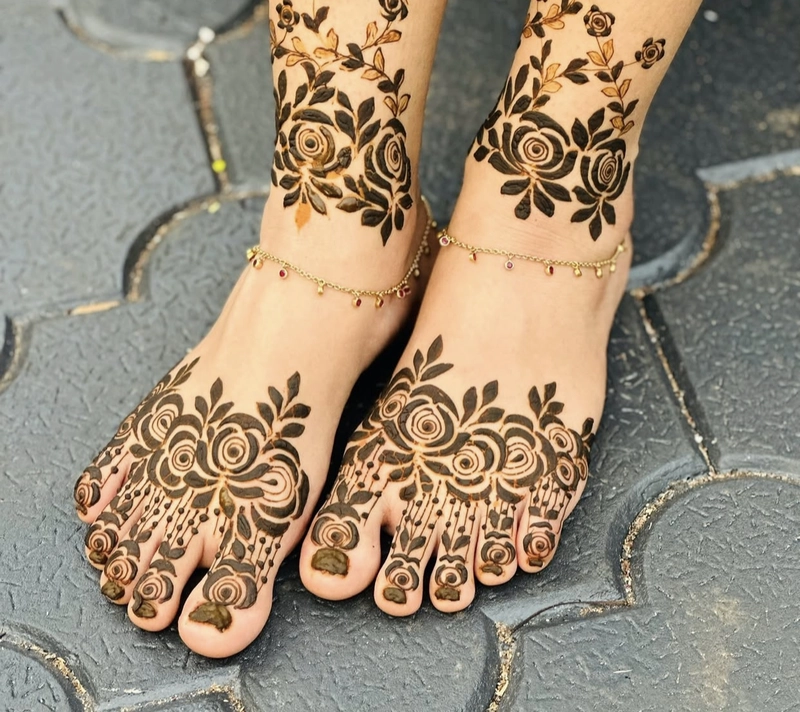 mehndi ka design pair ka