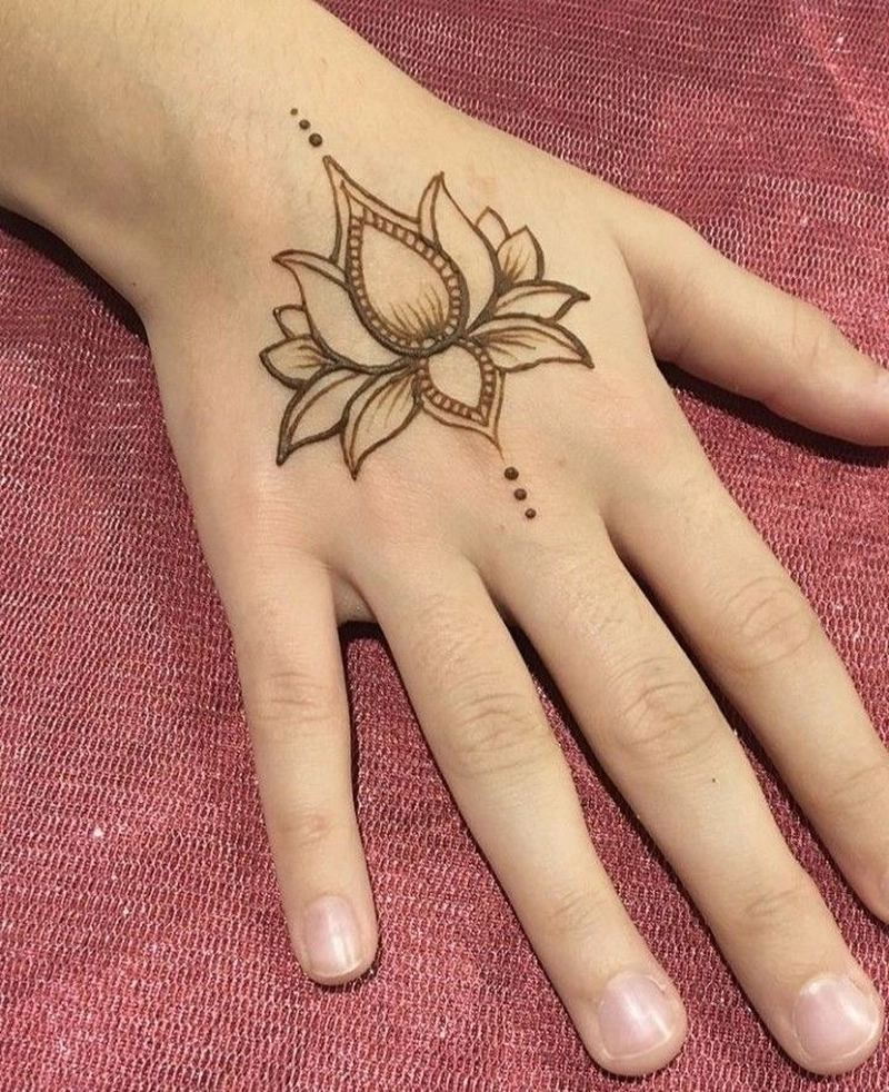 mehndi lotus flower