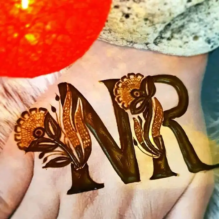 mehndi n letter design