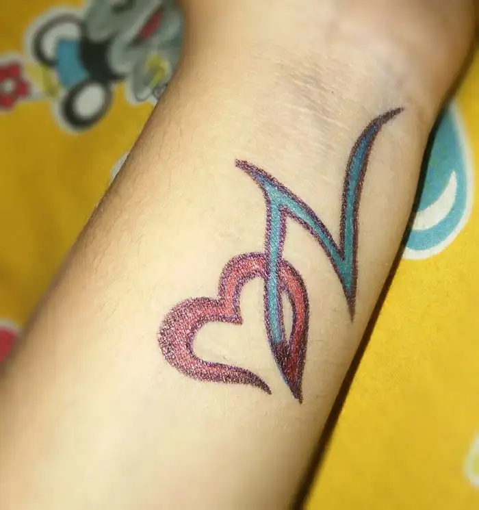 n name letter mehndi design
