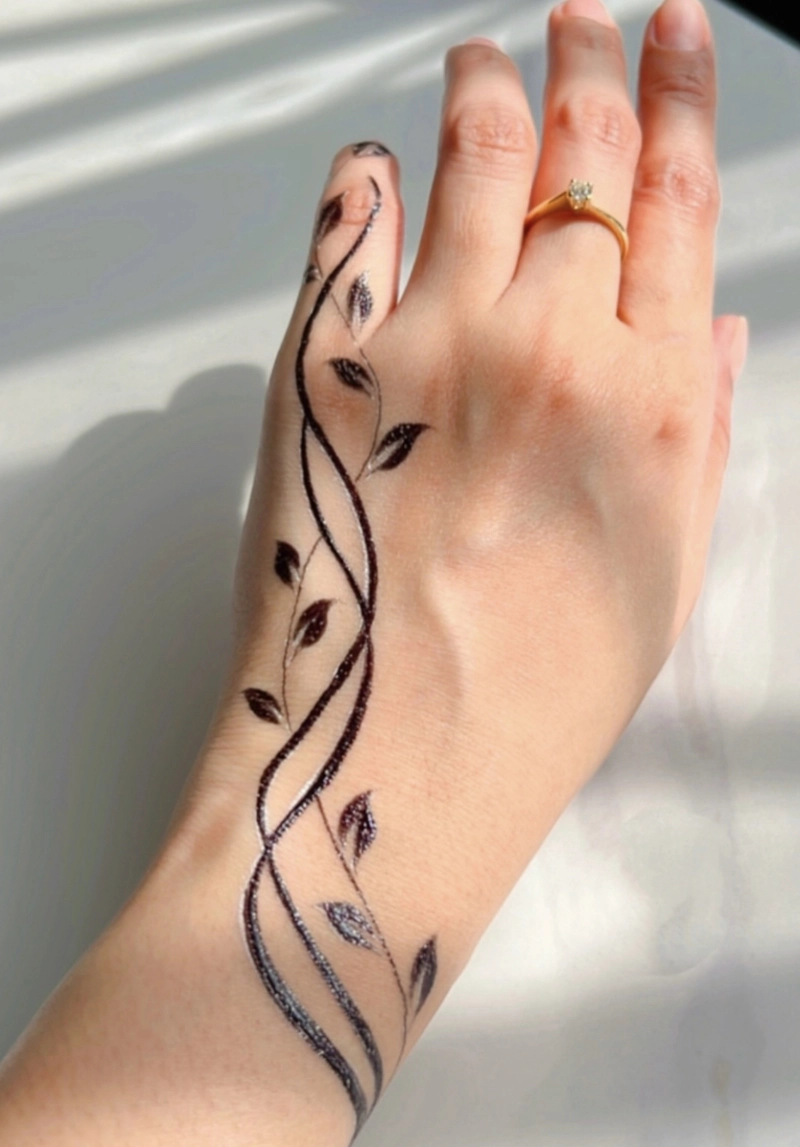 one finger mehndi design arabic