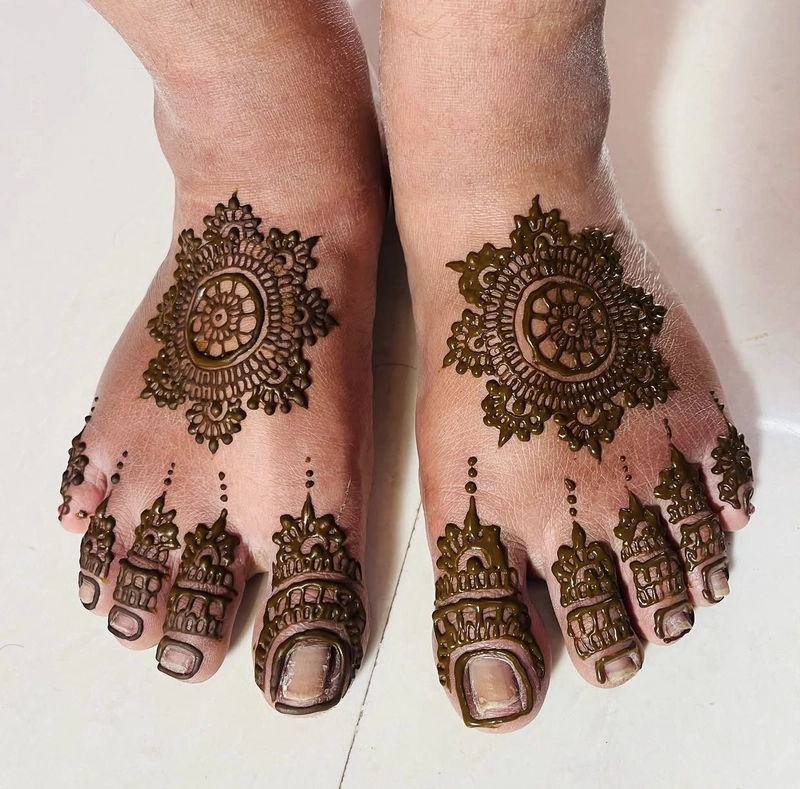oppana mehndi design foot