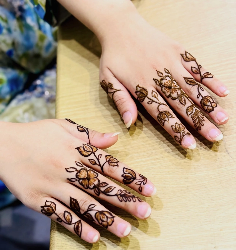 per ki ungli mehndi design