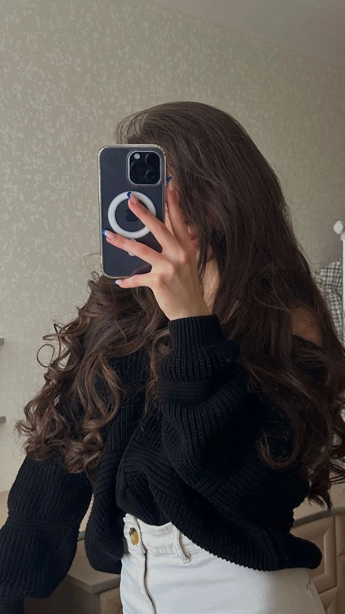 stylish girls mirror dp