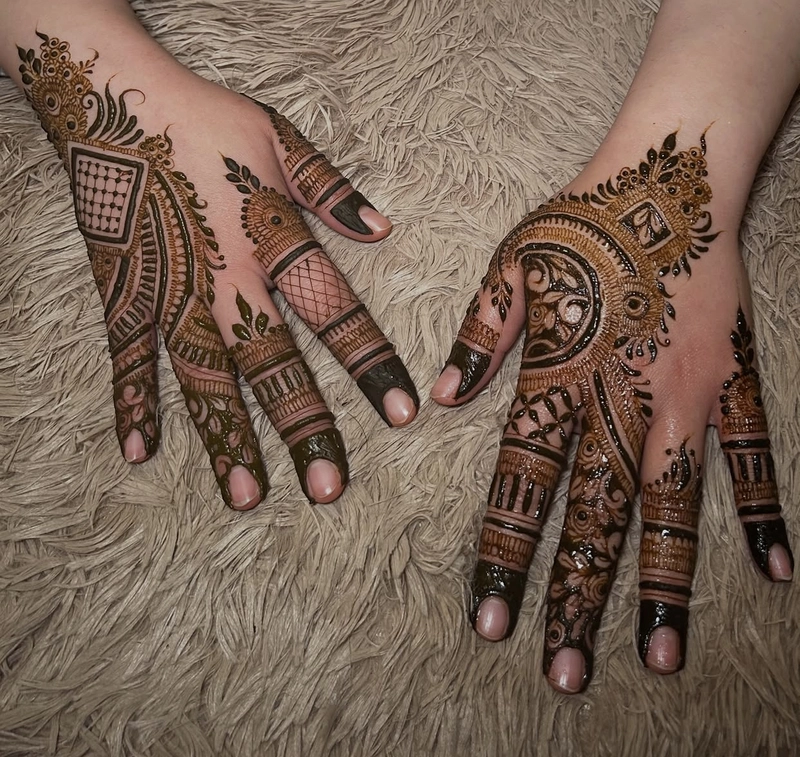 stylish kashees mehndi design