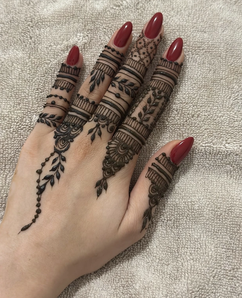 ungli mehndi design back