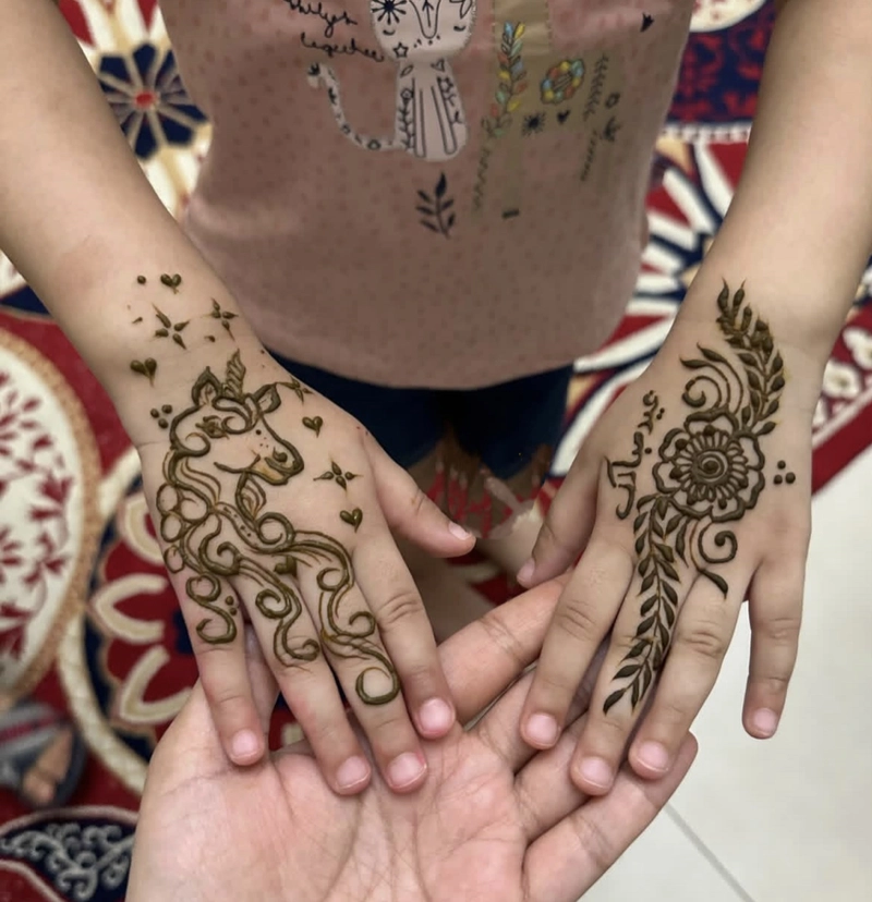 unicorn mehndi design for girl