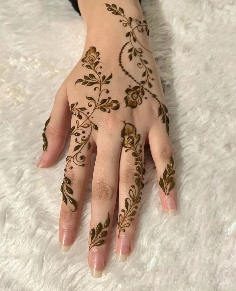 unique stylish western mehndi design