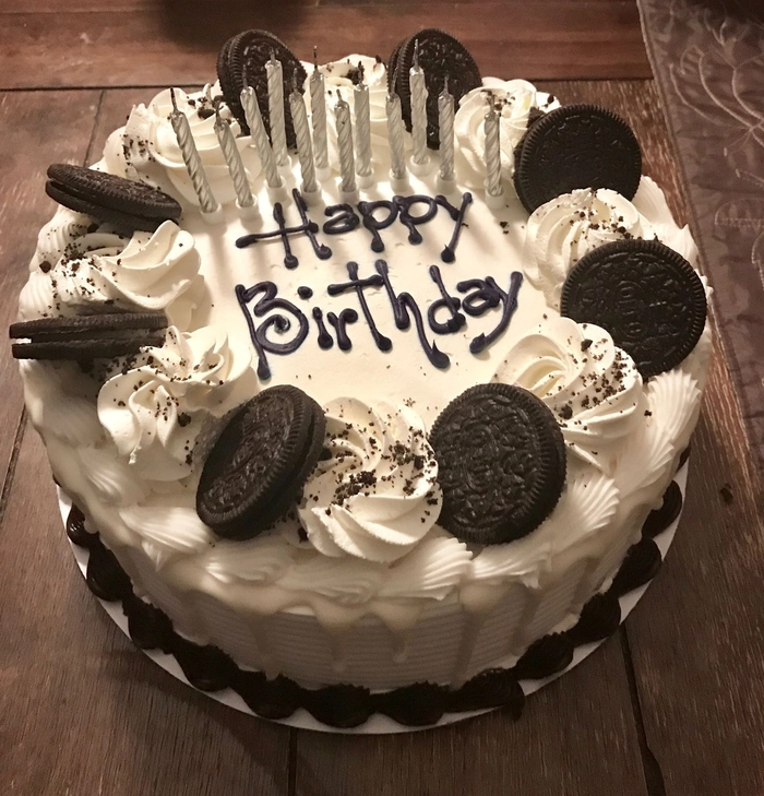 whatsapp for birthday cake dp