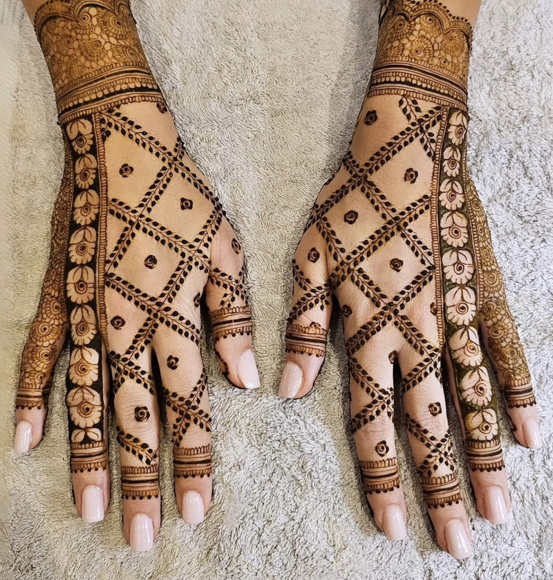 bridal mehndi design price