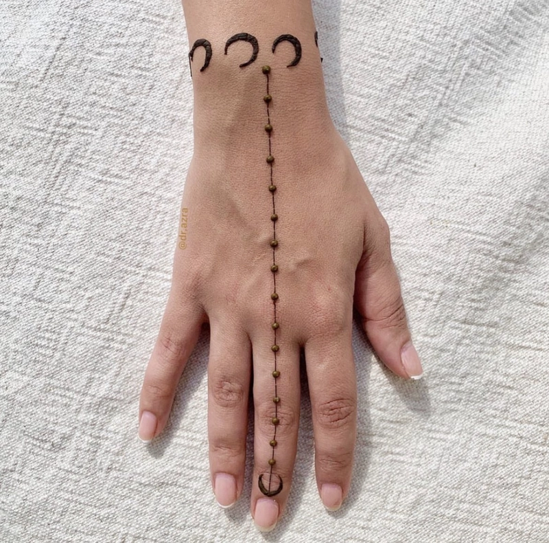 chand mehndi design simple