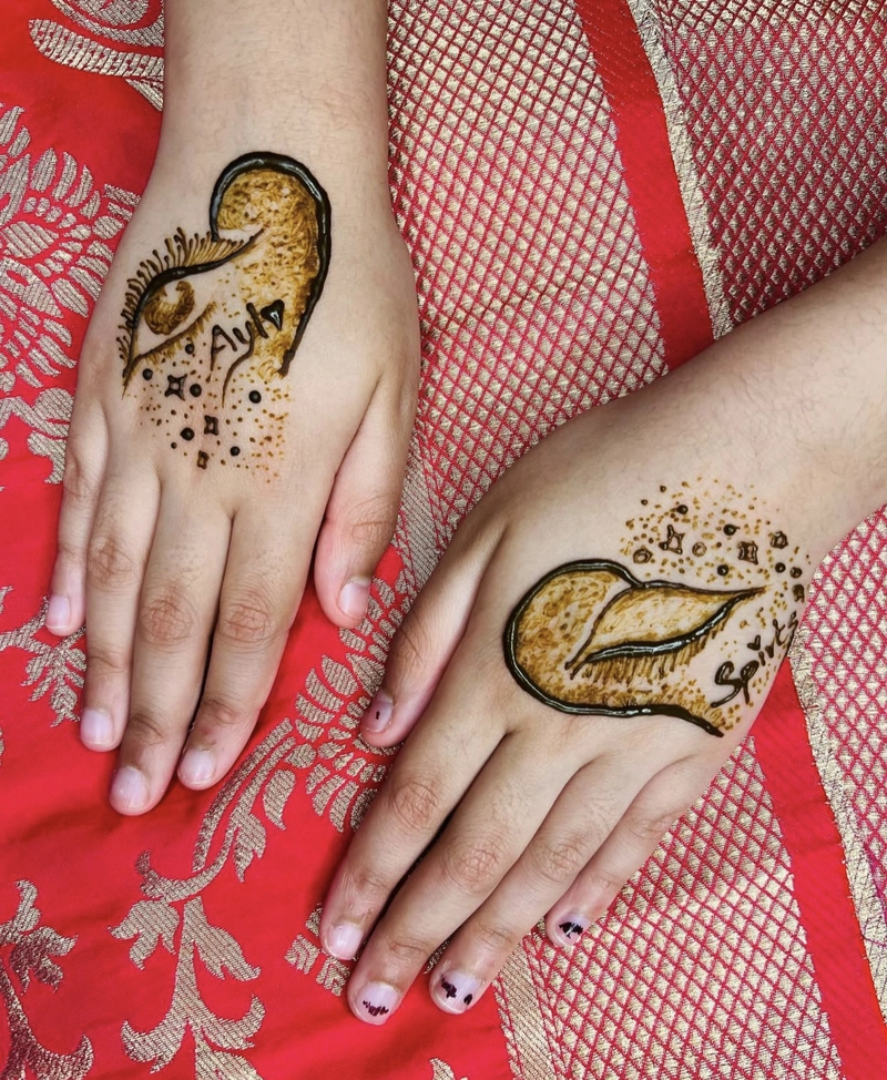 cute mehndi designs simple