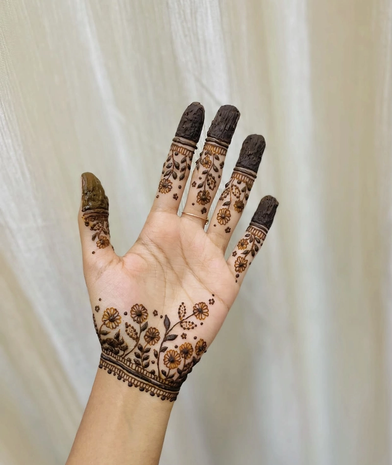 eid mehndi design simple front hand