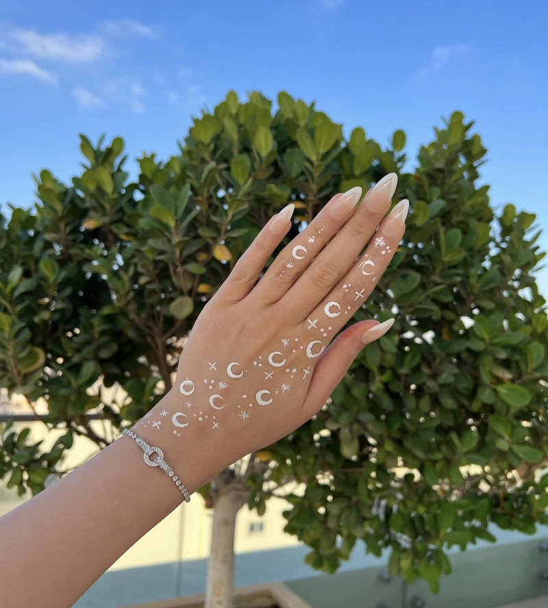 eid moon mehndi design